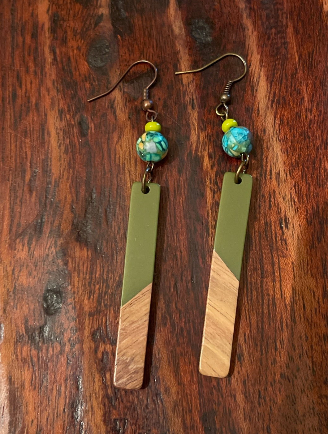 World on a string Earrings